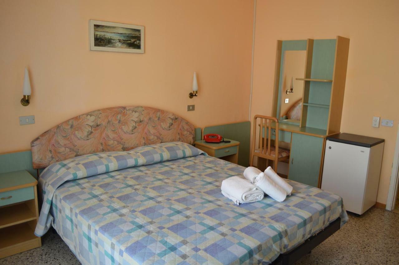 Hotel Lauretta Bellaria-Igea Marina Dış mekan fotoğraf